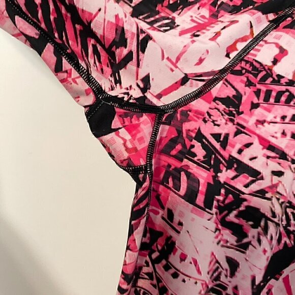 ADIDAS TechFit Printed Capri Leggings Climalite Pink Black Geo Geometric Active - Picture 9 of 14